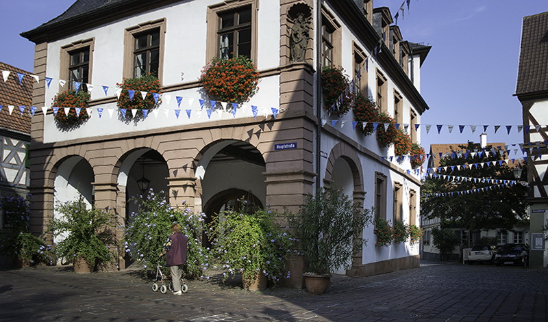 Allgäu 09 - 2014 - 20140906_0356 als Smartobjekt-1 Kopie.jpg - Erster Zwischenstop im schönen  Ladenburg